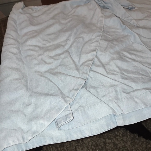 Wrap around skirt - Picture 3 of 3